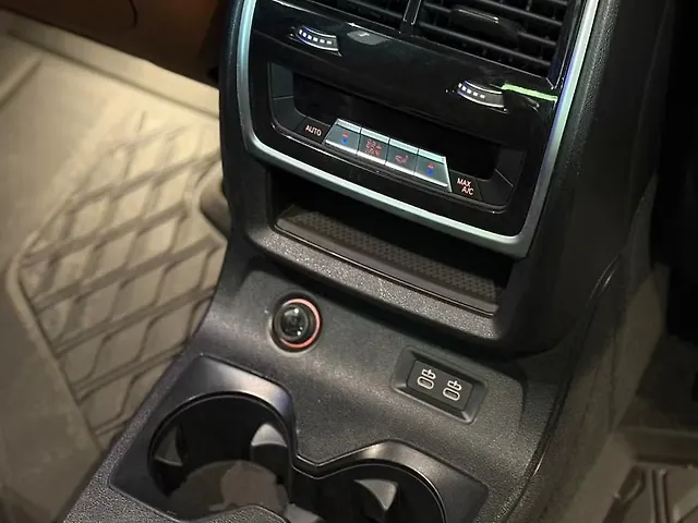 Used BMW X7 xDrive40i M Sport in Mumbai