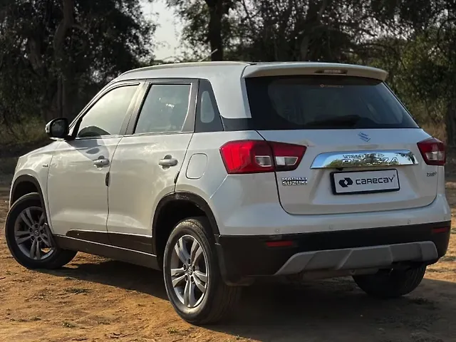 Used Maruti Suzuki Vitara Brezza [2016-2020] ZDi Plus in Ahmedabad