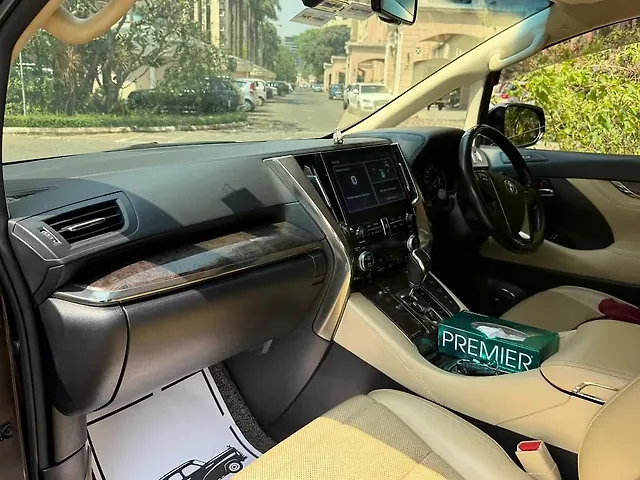 Used Toyota Vellfire [2020-2023] Hybrid in Mumbai