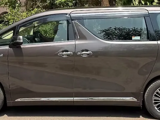 Used Toyota Vellfire [2020-2023] Hybrid in Mumbai