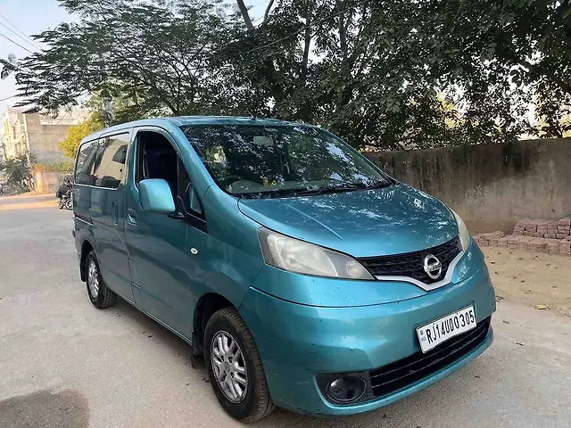 Used 2013 Nissan Evalia in Jaipur