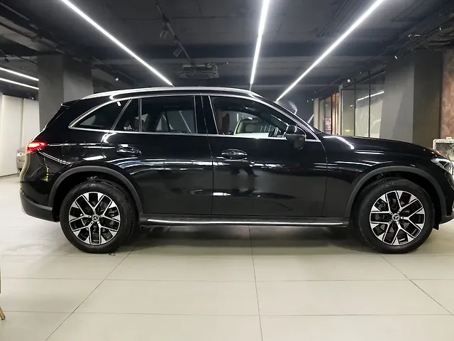 Used Mercedes-Benz GLC 300 4MATIC in Delhi