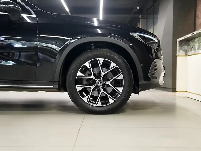 Used Mercedes-Benz GLC 300 4MATIC in Delhi