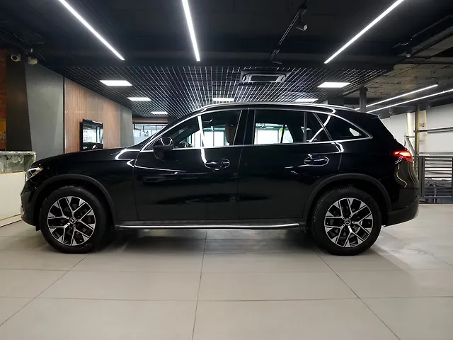 Used Mercedes-Benz GLC 300 4MATIC in Delhi