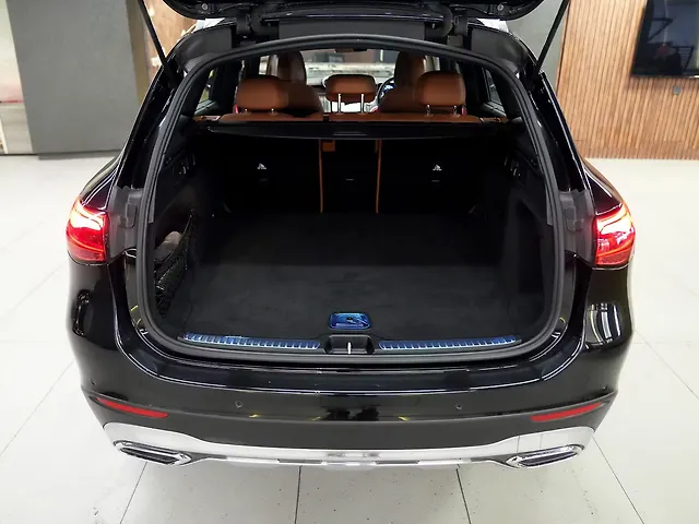 Used Mercedes-Benz GLC 300 4MATIC in Delhi
