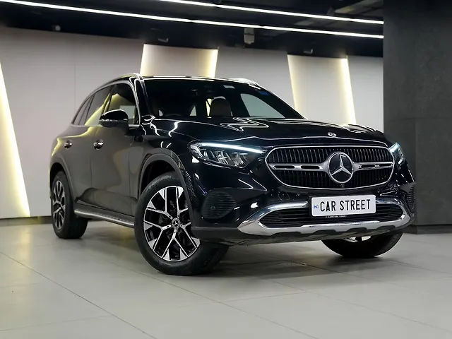 Used Mercedes-Benz GLC 300 4MATIC in Delhi