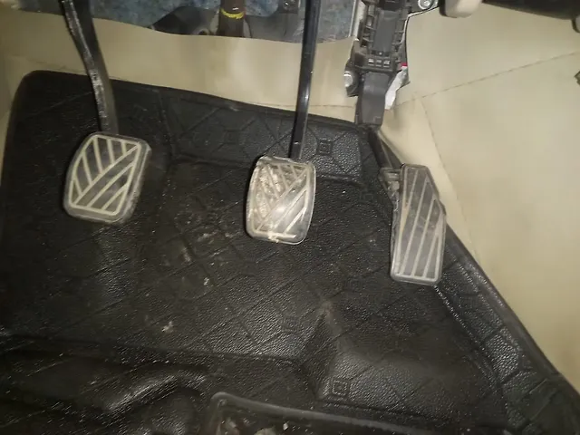 Used Maruti Suzuki Ertiga ZXi (O) CNG [2023-2025] in Thane