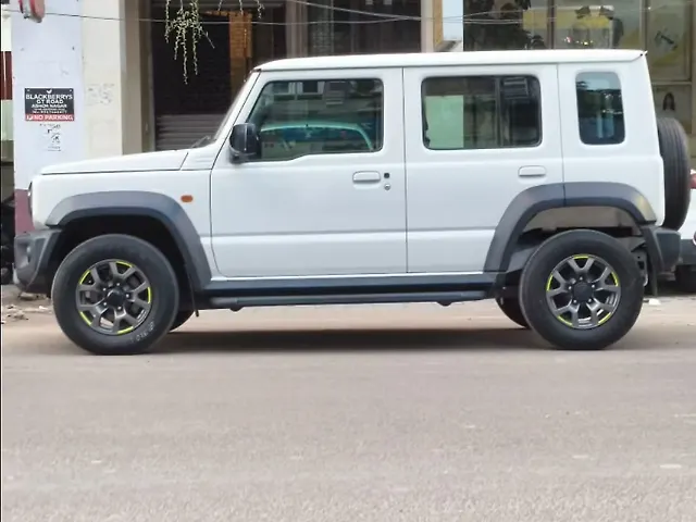 Used Maruti Suzuki Jimny Alpha Petrol Automatic Dual Tone in Kanpur Used Maruti Suzuki Jimny Alpha Petrol Automatic Dual Tone in Kanpur