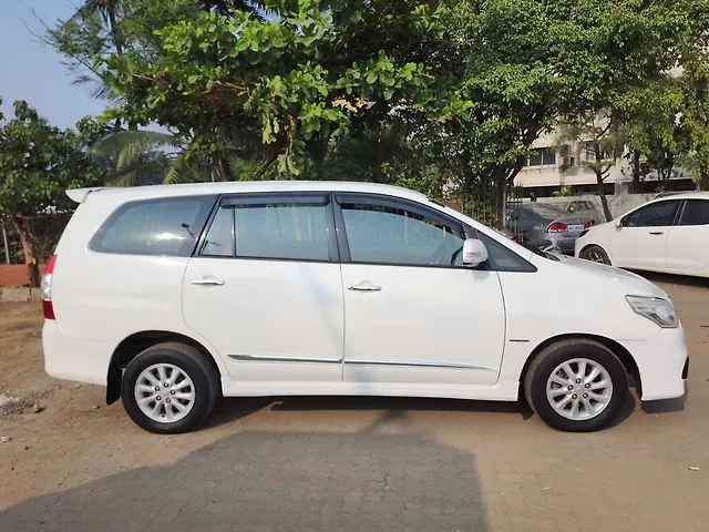 Used Toyota Innova [2013-2014] 2.5 VX 7 STR BS-III in Mumbai