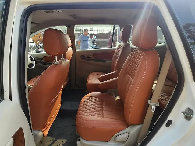 Used Toyota Innova [2013-2014] 2.5 VX 7 STR BS-III in Mumbai