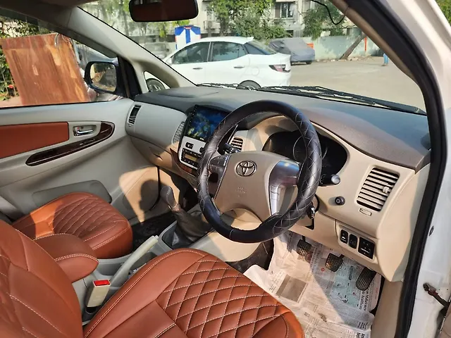Used Toyota Innova [2013-2014] 2.5 VX 7 STR BS-III in Mumbai