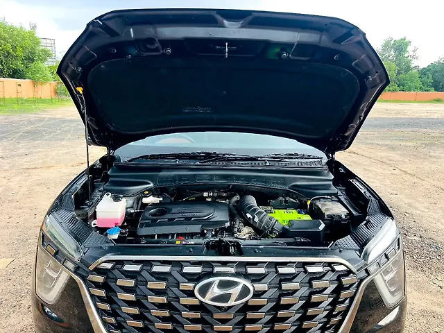 Used Hyundai Alcazar [2021-2023] Signature 6 STR 1.5 Diesel in Ahmedabad