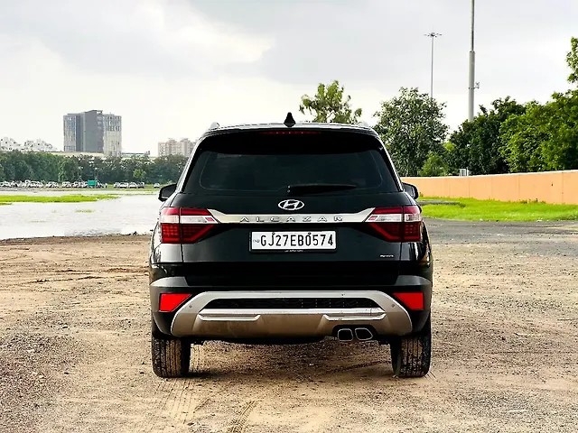Used Hyundai Alcazar [2021-2023] Signature 6 STR 1.5 Diesel in Ahmedabad