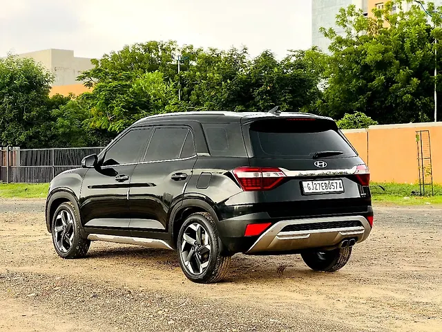 Used Hyundai Alcazar [2021-2023] Signature 6 STR 1.5 Diesel in Ahmedabad