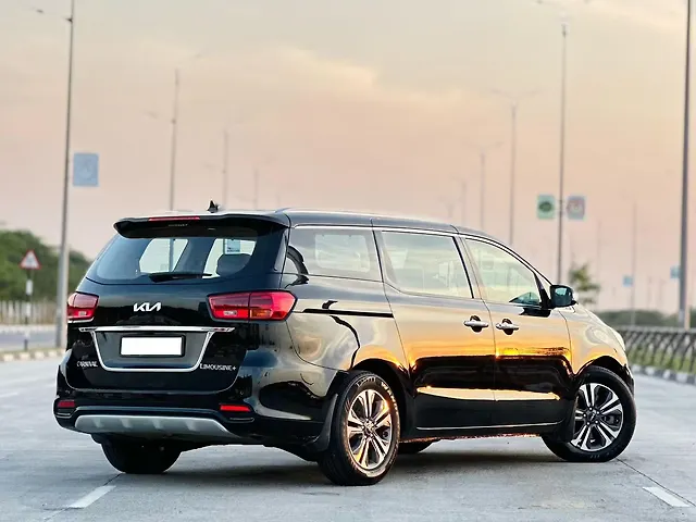 Used Kia Carnival [2020-2023] Limousine Plus 7 STR in Surat