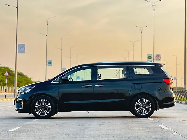 Used Kia Carnival [2020-2023] Limousine Plus 7 STR in Surat