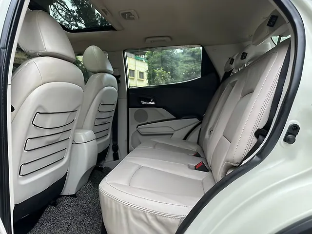 Used Mahindra XUV300 [2019-2024] 1.5 W8 AMT [2019-2020] in Nashik