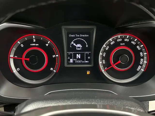 Used Mahindra XUV300 [2019-2024] 1.5 W8 AMT [2019-2020] in Nashik