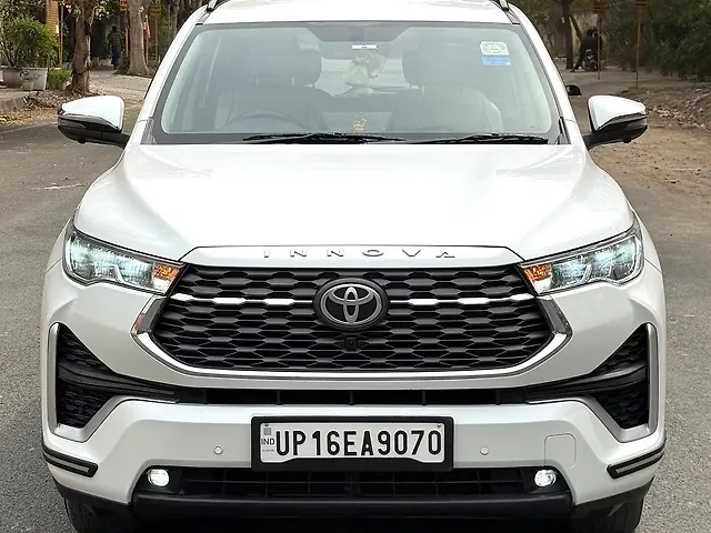 Used 2024 Toyota Innova Hycross in Delhi Used 2024 Toyota Innova Hycross in Delhi