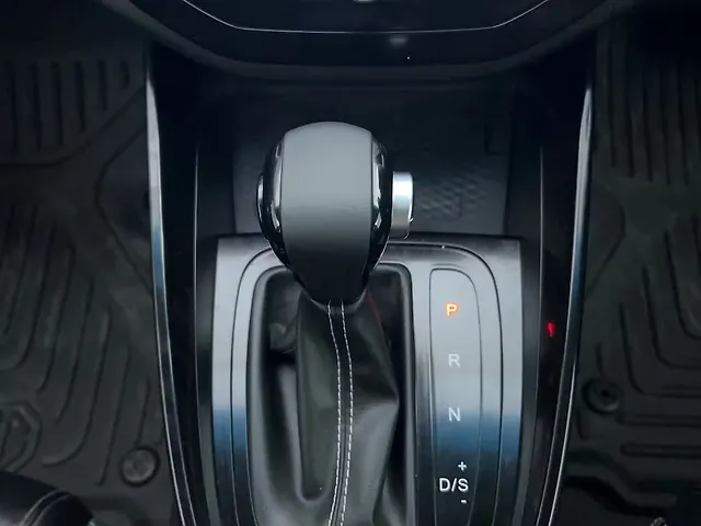 Used MG Hector [2021-2023] Smart 1.5 Petrol Turbo DCT in Navi Mumbai