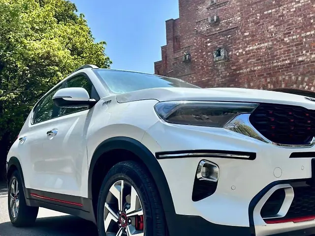 Used 2020 Kia Sonet in Delhi