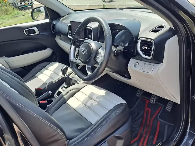 Used Hyundai Venue [2023-2025] SX 1.2 Petrol in Rudrapur