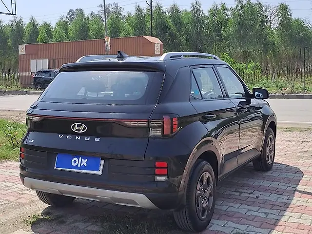 Used Hyundai Venue [2023-2025] SX 1.2 Petrol in Rudrapur
