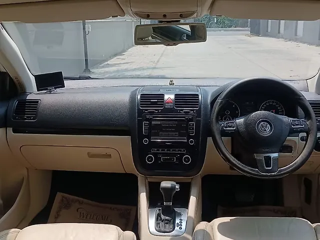 Used Volkswagen Jetta [2011-2013] Highline TDI AT in Vadodara
