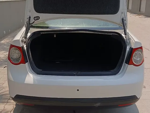 Used Volkswagen Jetta [2011-2013] Highline TDI AT in Vadodara
