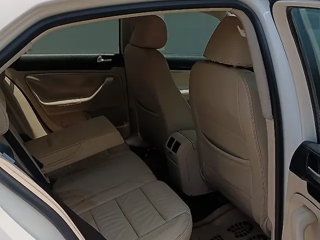 Used Volkswagen Jetta [2011-2013] Highline TDI AT in Vadodara