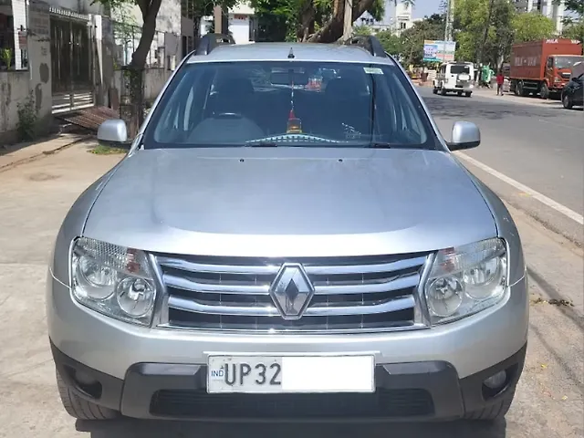 Used 2015 Renault Duster in Agra