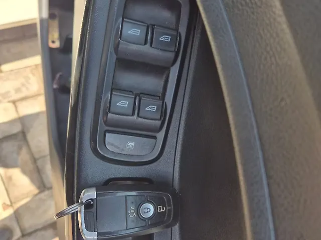Used Ford Figo Titanium 1.2 Ti-VCT MT in Jabalpur Used Ford Figo Titanium 1.2 Ti-VCT MT in Jabalpur