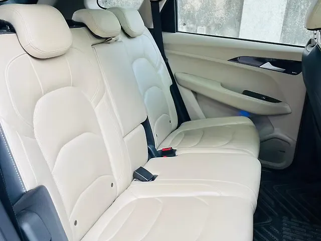 Used MG Hector [2021-2023] Sharp 1.5 Petrol Turbo Hybrid MT in Mumbai