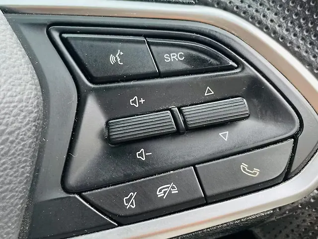 Used MG Hector [2021-2023] Sharp 1.5 Petrol Turbo Hybrid MT in Mumbai