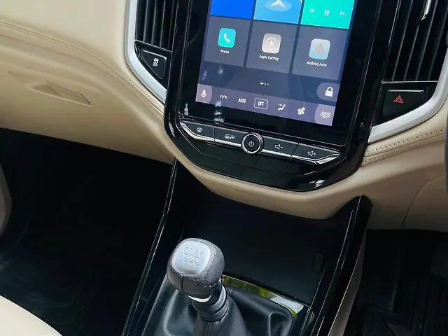 Used MG Hector [2021-2023] Sharp 1.5 Petrol Turbo Hybrid MT in Mumbai