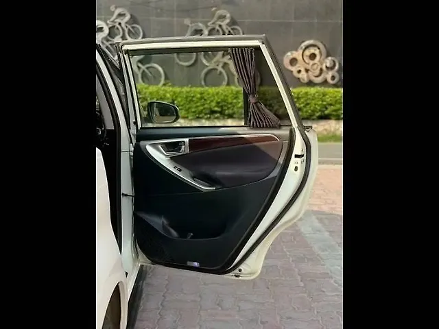Used Toyota Innova Crysta [2016-2020] 2.4 Z 7 STR in Lucknow