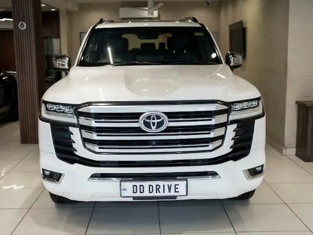 Used 2023 Toyota Land Cruiser in Delhi