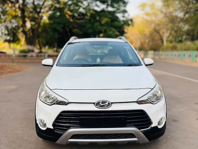 Used 2016 Hyundai i20 Active in Durg