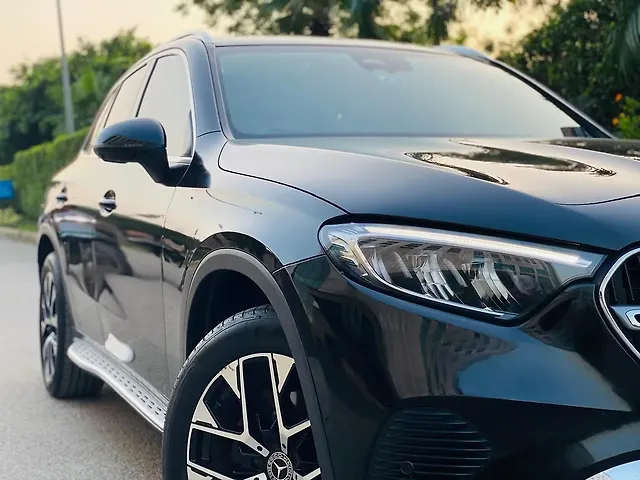 Used Mercedes-Benz GLC 300 4MATIC in Delhi Used Mercedes-Benz GLC 300 4MATIC in Delhi