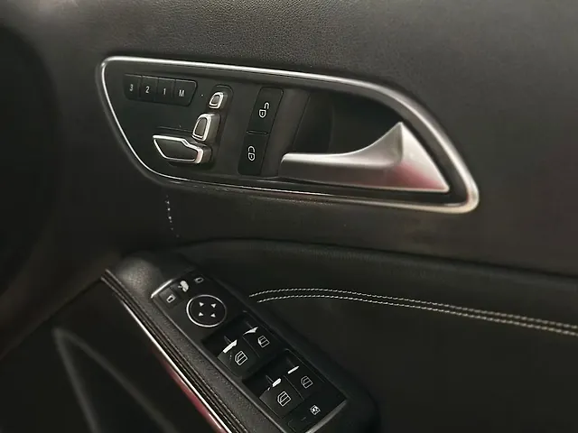 Used Mercedes-Benz GLA [2017-2020] 200 d Sport in Mumbai