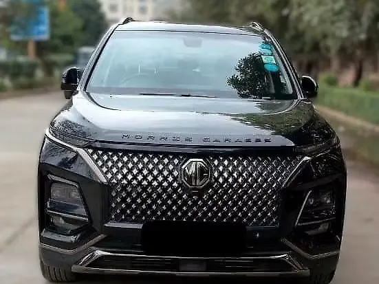 Used 2024 MG Hector Plus in Delhi
