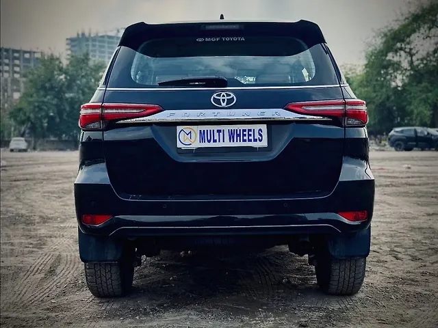 Used Toyota Fortuner 4x2 2WD Diesel 2.8L Turbo Automatic in Delhi Used Toyota Fortuner 4x2 2WD Diesel 2.8L Turbo Automatic in Delhi