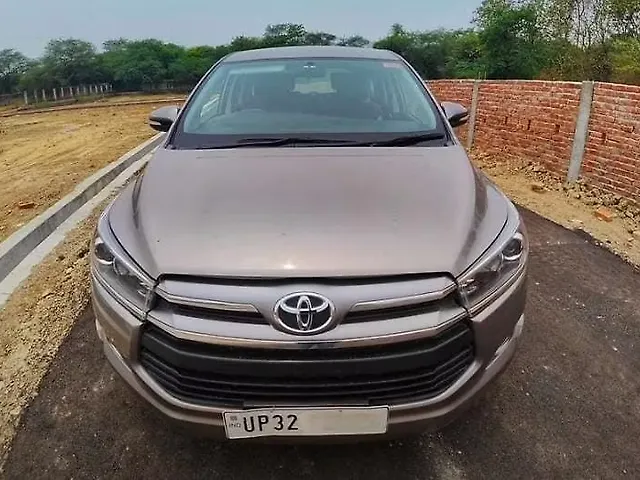 Used 2016 Toyota Innova Crysta in Lucknow