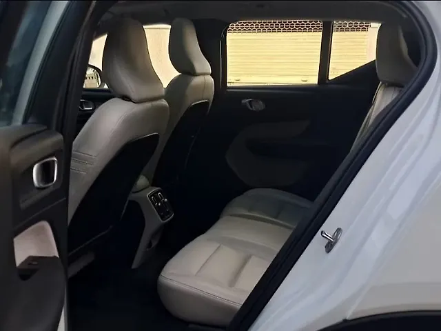 Used Volvo XC40 B4 Ultimate [2022-2023] in Delhi