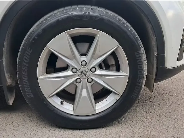 Used Volvo XC40 B4 Ultimate [2022-2023] in Delhi
