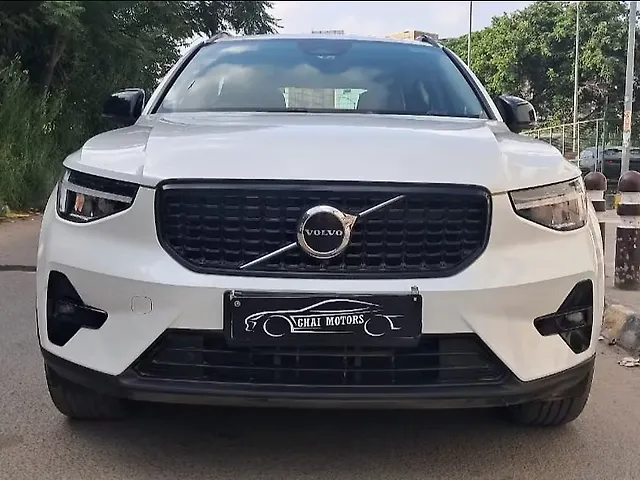 Used Volvo XC40 B4 Ultimate [2022-2023] in Delhi