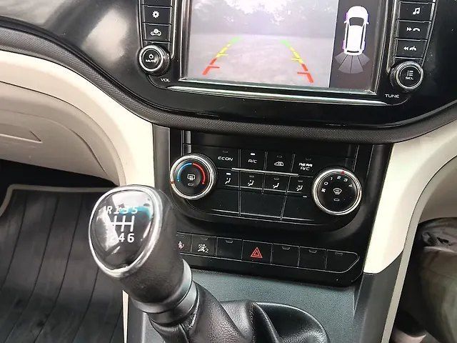 Used Mahindra Marazzo [2018-2020] M2 8 STR in Nagpur