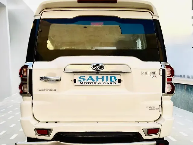 Used Mahindra Scorpio 2021 S5 2WD 7 STR in Agra