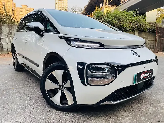 Used 2025 MG Windsor EV in Mumbai