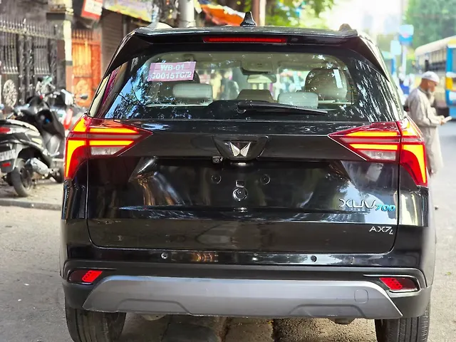 Used Mahindra Old Generation XUV700 AX7 Luxury Pack 2WD Diesel 2.2L Turbo Automatic 7 STR in Kolkata